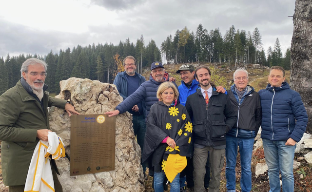 BOSCO DEL ROTARY A CAMPOLONGO - POSA DELLA TARGA